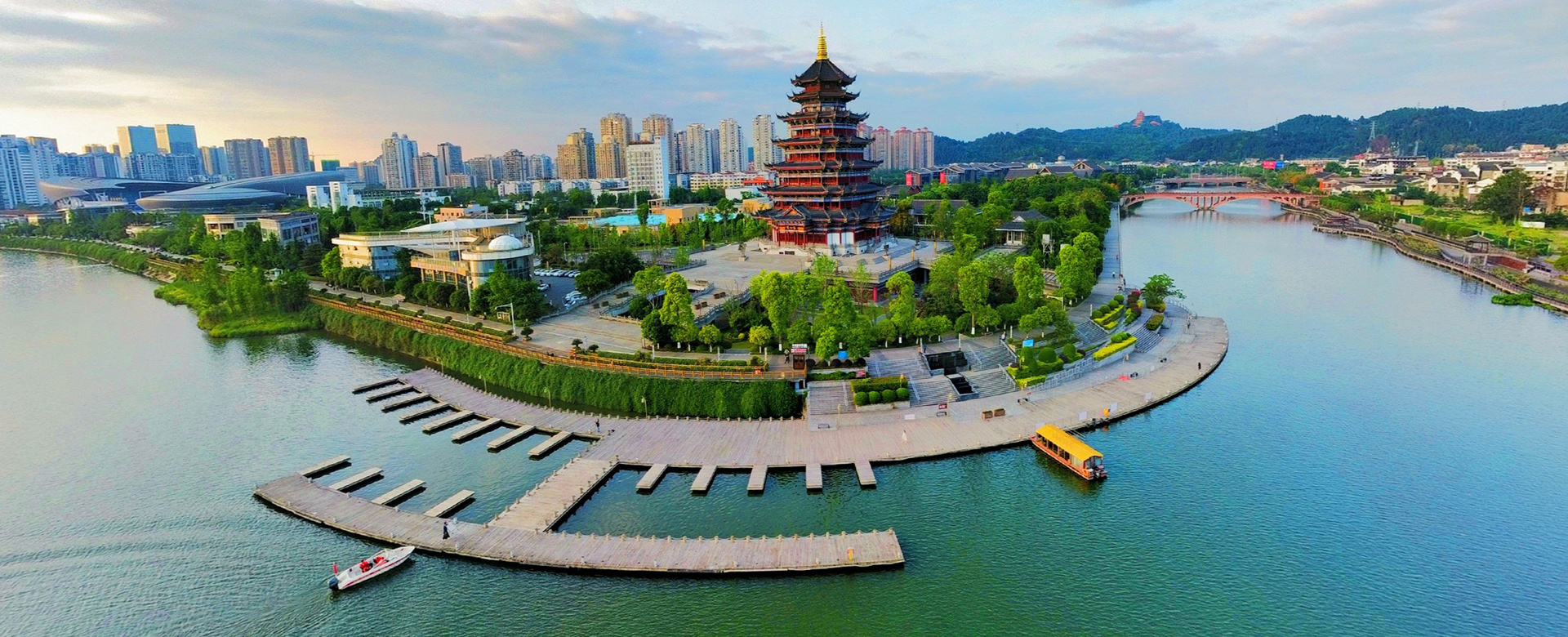 興企愛(ài)崗、志美行厲、建功立業(yè)