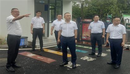 遂寧興業(yè)集團召開“問題大排查、作風大整治、工作大提升”專項行動現(xiàn)場推進會